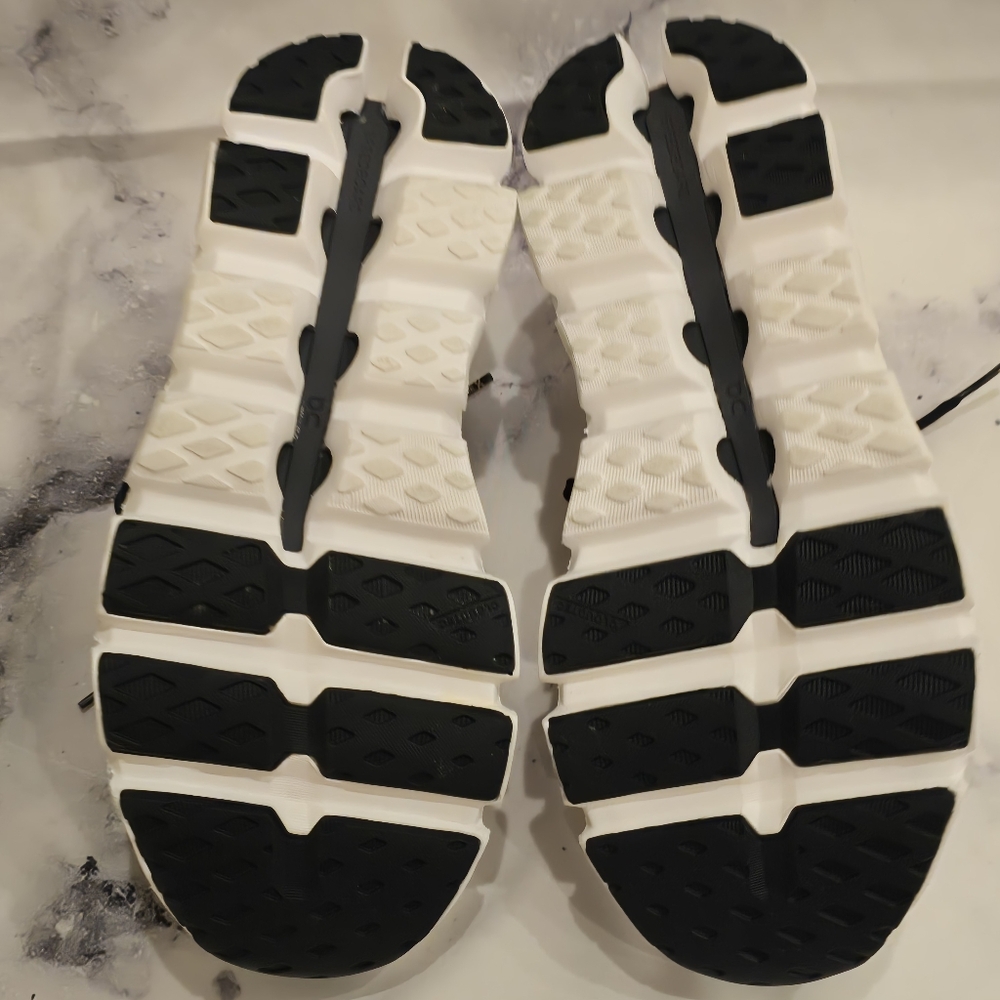 EUC ON Cloud Cloudswift 3 Running Shoes Sneakers in Ivory / Rose (Cream / Pink) - Picture 11 of 13